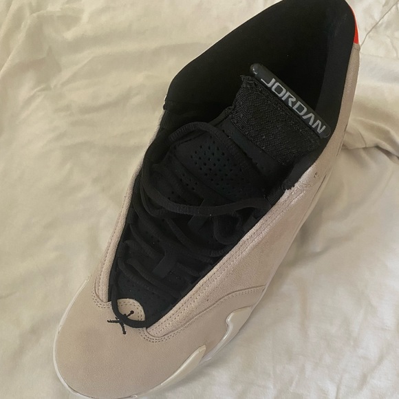Air Jordan 14 Desert - Picture 4 of 6